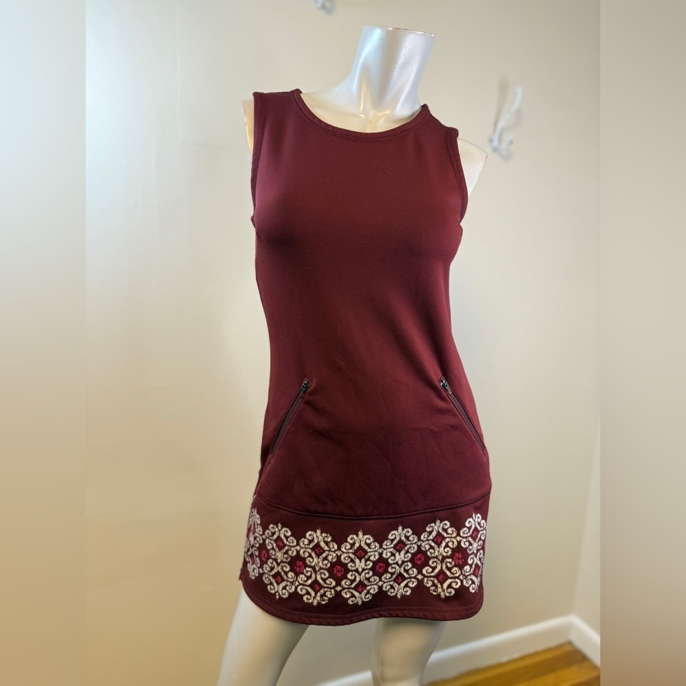 Athleta Hot When You're Not Dress Burgundy Wine Cranberry Fleece Lined XXS